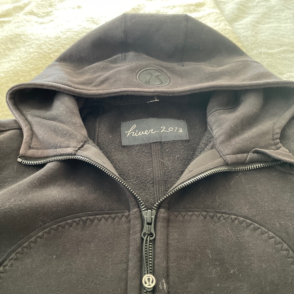 Lululemon sweat